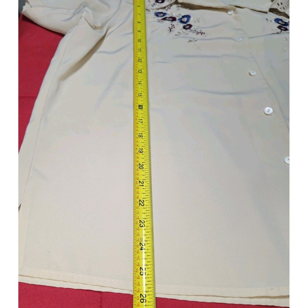 Vintage Laura Scott Blouse 20W Embroidered Floral Button Front Beige Top - Picture 9 of 9